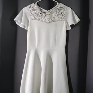 White mini Dress